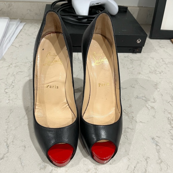 Christian Louboutin heels - Picture 2 of 2